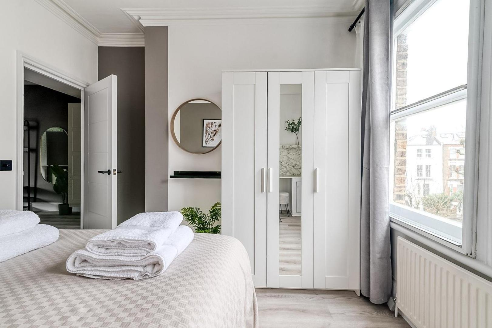 Little Venice Luxury Apartment Лондон Экстерьер фото